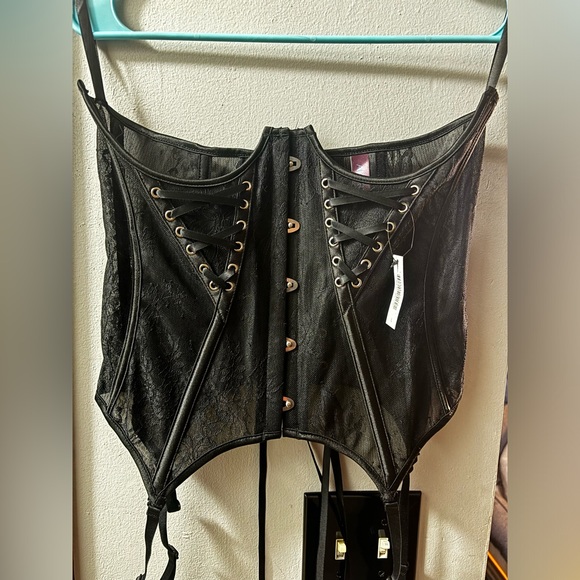 Adore Me Alice Corset (Boobless) | L | Black Lace Lingerie - Picture 2 of 8